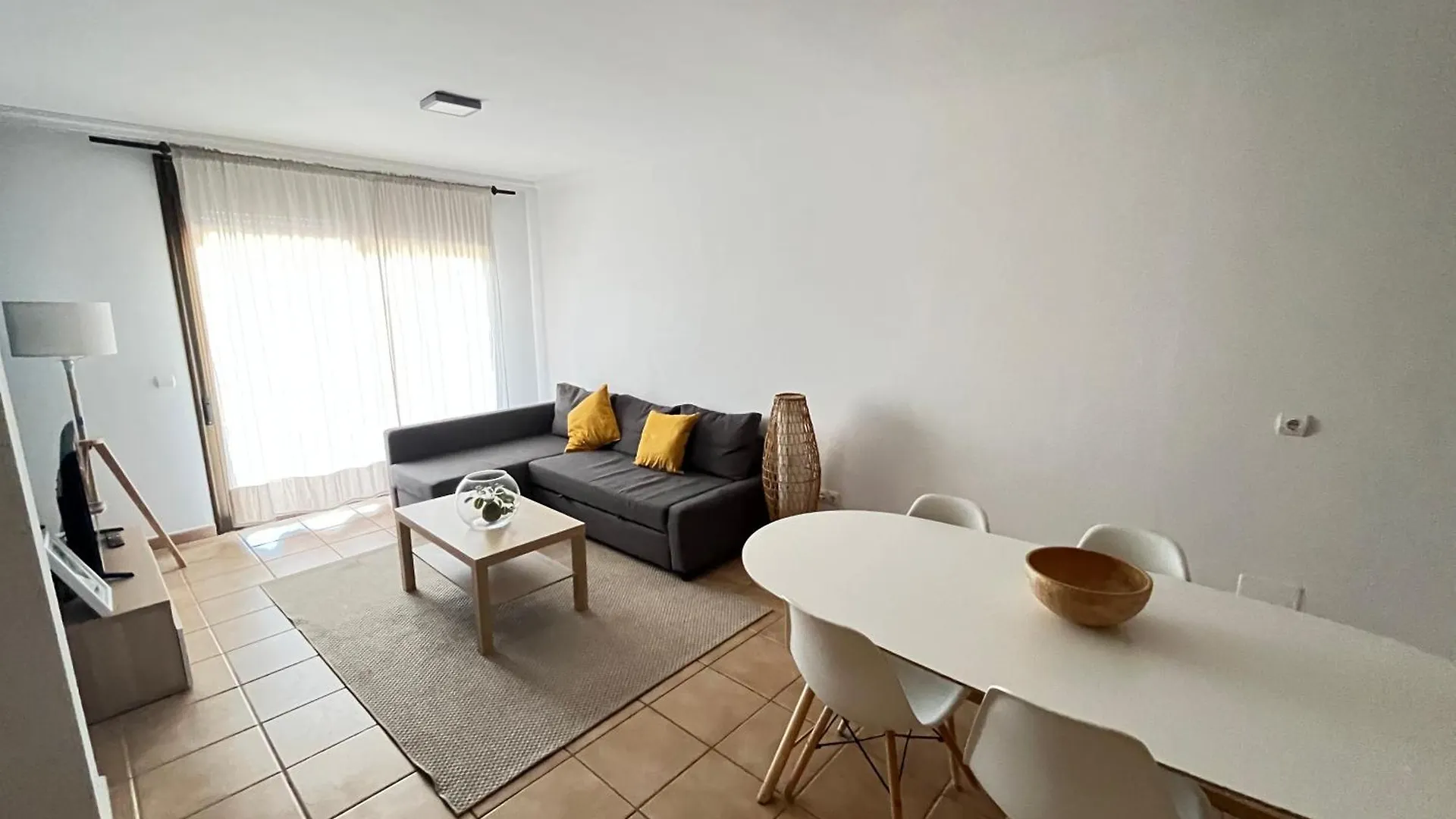 Apartamento Romántico apartamento, piscina y BBQ en Playa La Tejita El Médano España